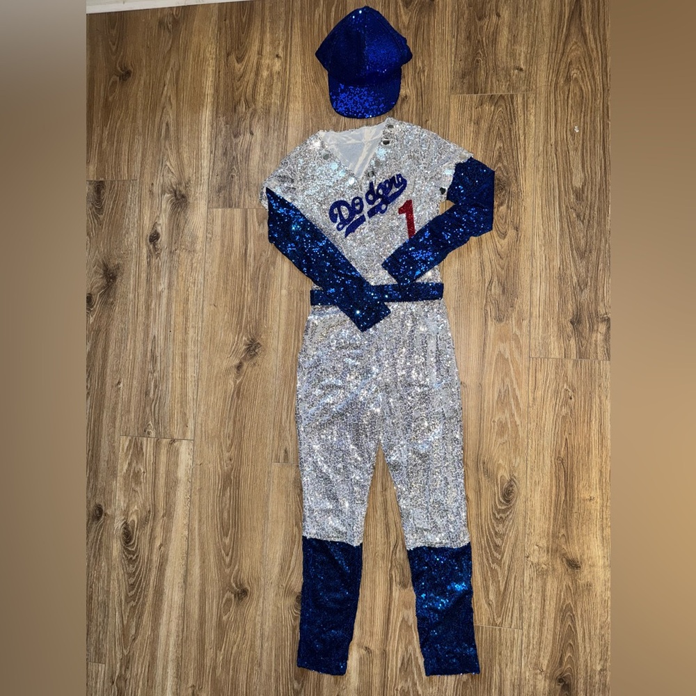 ✨ Rocketman Elton John Dodgers Costume - Size Small ✨